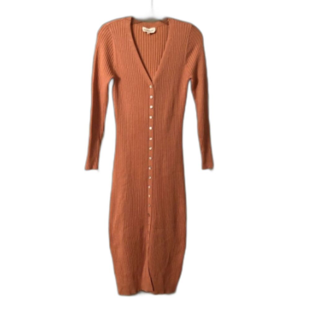HEARTLOOM x REVOLVE SIZE MEDIUM SALMON MIDI BUTTON FRONT V NECK SWEATER DRESS